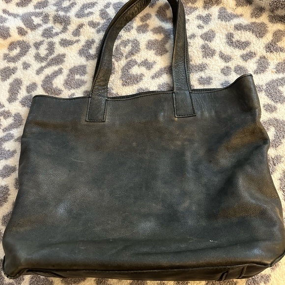 Distressed leather Frye skull tote - Picture 6 of 6